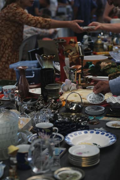 Second Hand and New Shopping