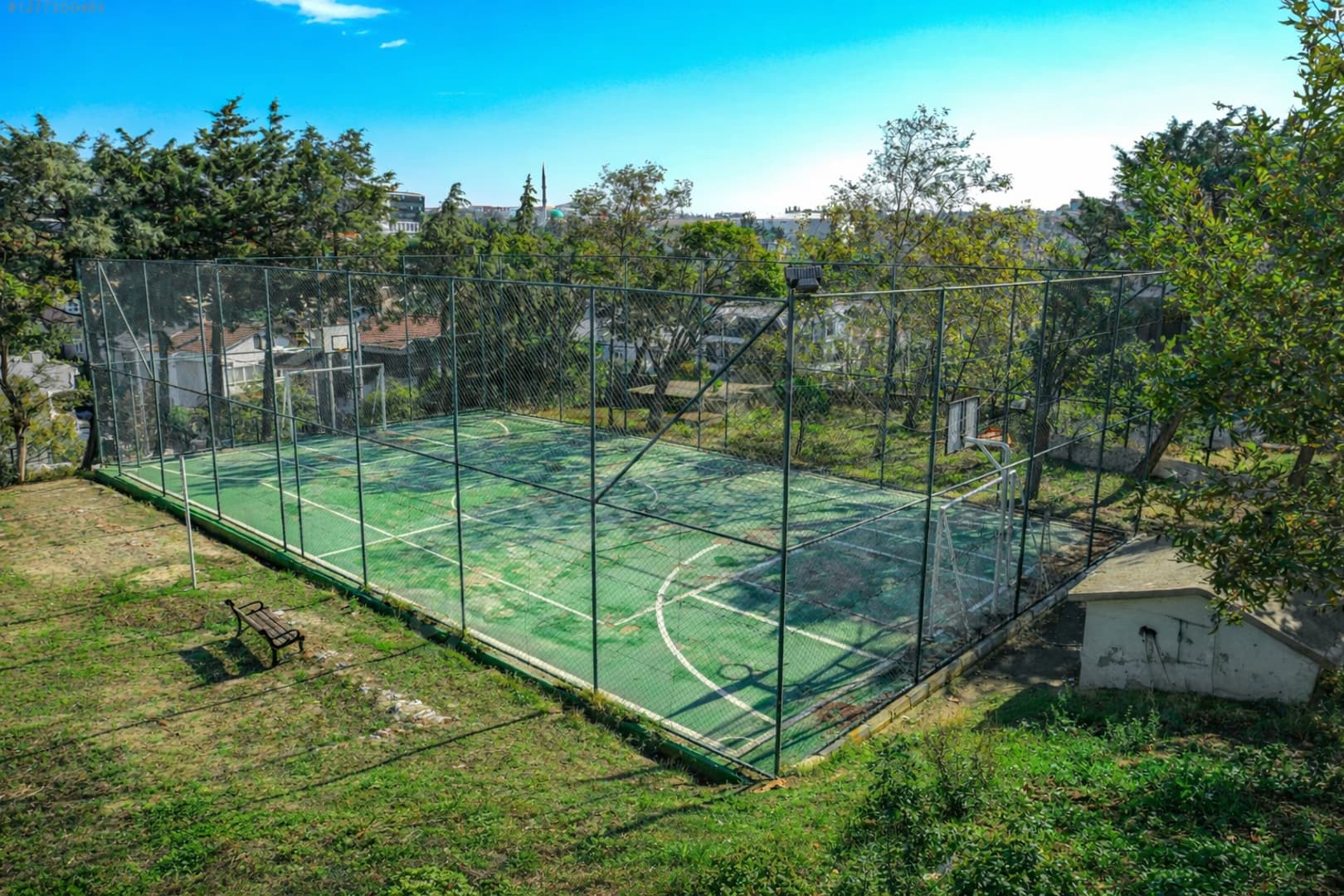 ( Urgent ) 5+1 Villa with Pool, Sauna, Turkish Bath in Özyörem Site