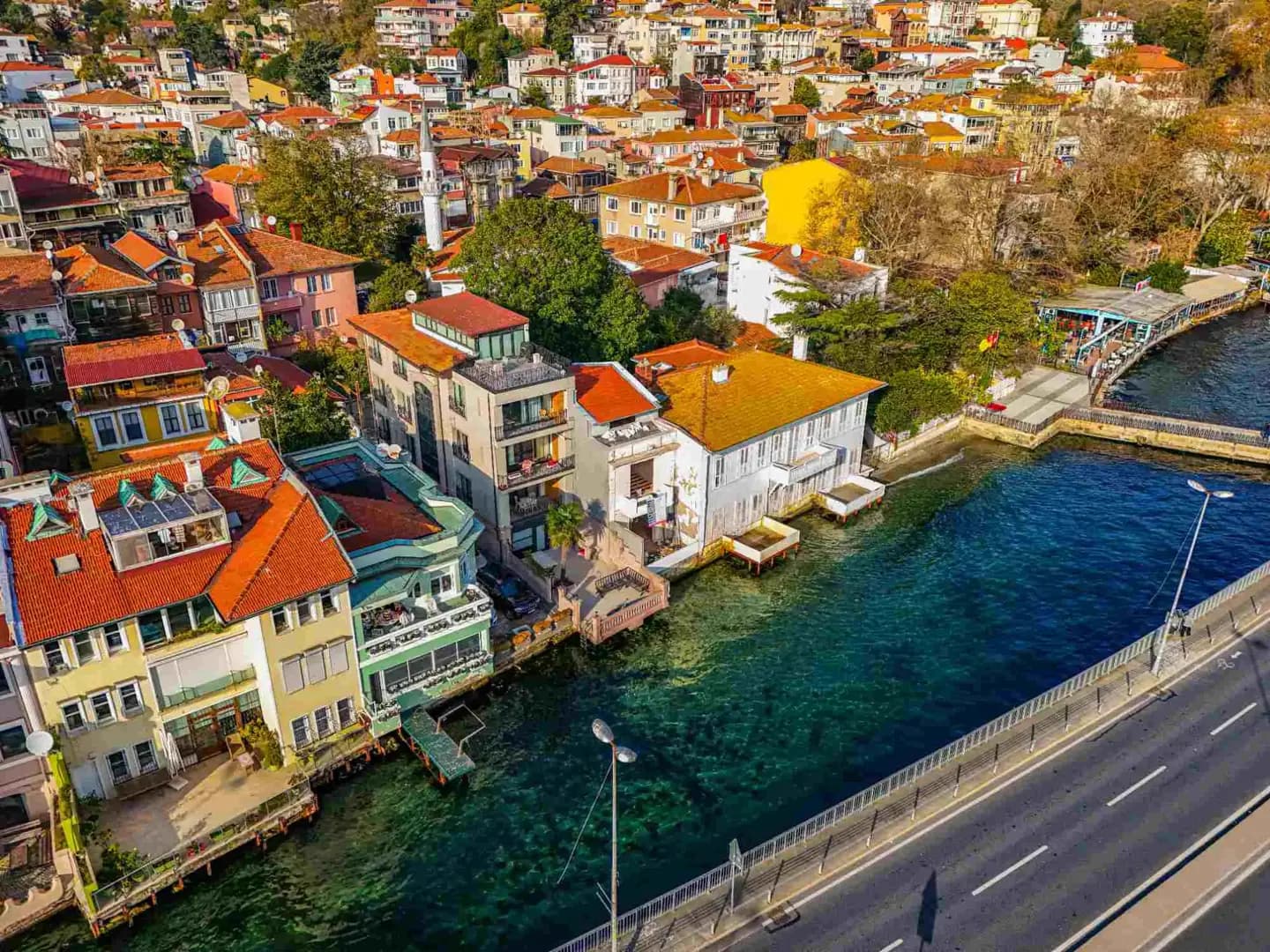 BÜYÜKDERE RESTORED ROAD MANSION AND ITS ANNEXES
